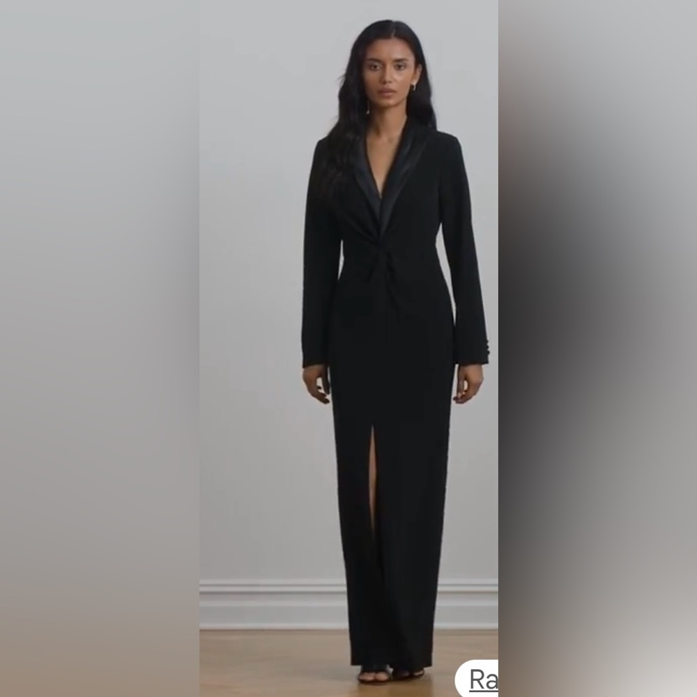 Ralph Lauren Women's Crepe
Long-Sleeve Gown
